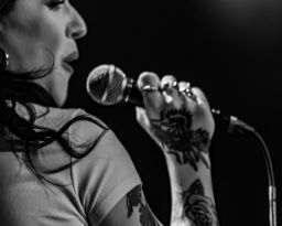 Jackie & The Facts