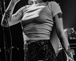 Jackie & The Facts
