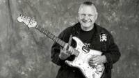 Décès de Dick Dale, pionnier de la surf music