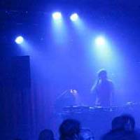 Motor City Drum Ensemble – Mercedes in plaats van GM