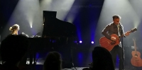 M. Ward + Pauwel - Overweldigend vakmanschap met charmante eindnoot