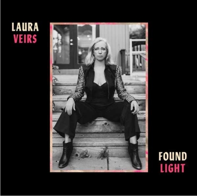 Laura Veirs a trouvé la lumière…