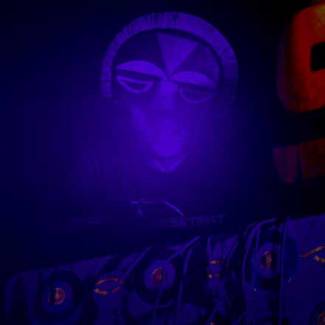 SBTRKT brengt energieke live-set