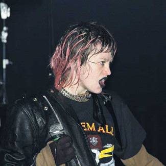 Knallend dansfeestje met Crystal Castles!