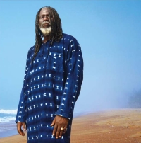 Tiken Jah Fakoly, porte-parole de SOS Méditerranée…