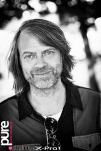 Luc Waegeman - Wagonmaniac Music - Niettegenstaande iedereen in de cultuur ligt te bloeden, is het toch weer van daaruit dat erwat blijft bewegen, dat er nieuwe ideeën ontstaan rondom nieuwe sociaal samenlevingsmodellen