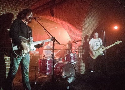 Flat worms - Snedige post-punk overgoten met vette garagepunk