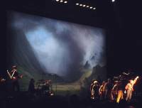 Christine &amp; The Queens - Dans , theater en muziek in een sfeerrijk geheel.