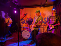 Surf Trash - Surf noch trash