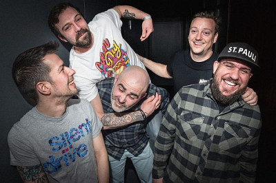 Steele Justice – De grootste verandering binnen de scene is de versnippering van muzieksmaken, vooral bij de jeugd. Het hokjesdenken is weg, ook binnen de punk/HC scene …