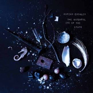 Adrian Crowley a la tête dans les étoiles.