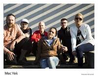 Mec Yek - Piet Maris (Mec Yek, Jaune Toujours) - Wat wij proberen duidelijk te maken, is dat er een dialoog kan gemaakt worden tussen al die verschillende culturen, die interessant is voor beide partijen