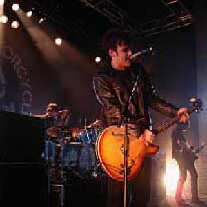 Black Rebel Motorcycle Club:  B.R.M.C. geeft kritikasters lik op stuk