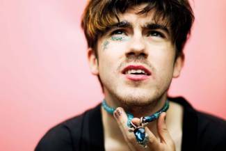 Zéro(s) pointé(s) pour Declan McKenna