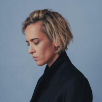 « Accrocheur » : Le retour magnétique de Stéphanie Blanchoud