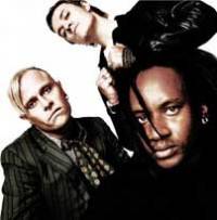 Pour The Prodigy, les envahisseurs doivent mourir…