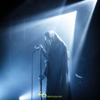 Oathbreaker braakt het uit.