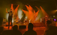 Phosphorescent - Een versleten stem zonder missers
