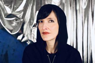 Belle et féline …