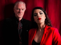 La fantasmagorie en bleu de Mick Harvey et Amanda Acevedo