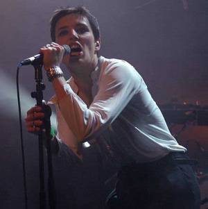 Les Nuits Botanique 2013 – Johnny Hostile – Savages (Girlpower voor gevorderden!)