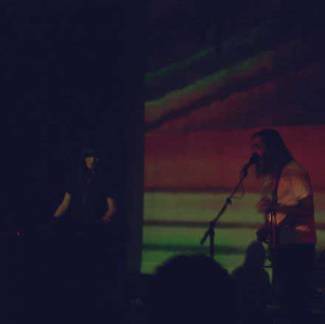 Moon Duo voert ons mee naar hogere regionen …