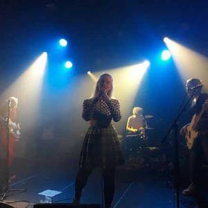 Dream Wife - Sprankelende Britse girl-rock vs. Deense platte kaas