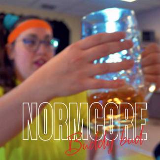 Le chiffre 6 semble porter bonheur à Normcore  !