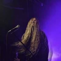 Obituary – lekker vettig strak!
