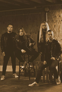 Atmoran – Thrash moet niet alleen hard en snel zijn, het moet ook iets los maken