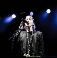 Suzanne Vega – Madam met straffe songs!