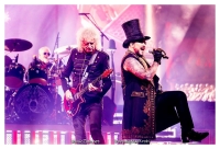 Queen + Adam Lambert - Queen is in the house!