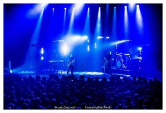 White Lies - Geen wit, maar blauw