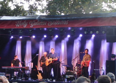 Yevgueni – Mooie backcatalogue van 25 kaarsjes