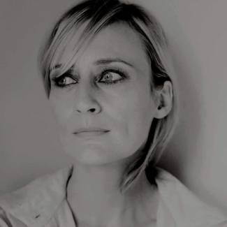 Geike se dévoile au milieu de la nuit…