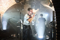 Fragile - Franse finesse met een eerlijke emotionele laag