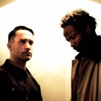 Les leaders de Xiu Xiu et d’Oxbow en duo
