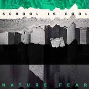 School Is Cool craint la nature…