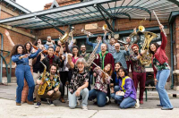 Un live pour l’Itiberê Orquestra Familia Da França !