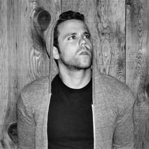 Chez M83, il y a urgence…