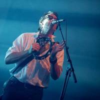 The Neon Judgement - Judgement Day: een dressed in black feestje onder vrienden