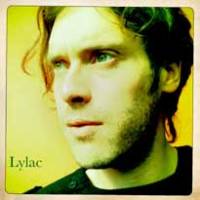 Lylac au bout du chemin.