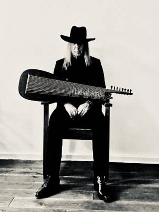 Jozef Van Wissem - De stilte creëert een spanningsboog. Je kan er niet om heen. Stilte is bedreigender dan Noise
