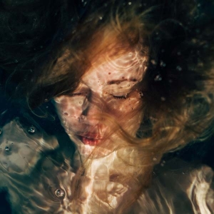 Naima Joris au clair de lune…