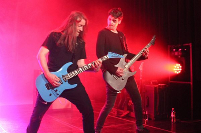 Cobra The Impaler - Massieve rots in de branding