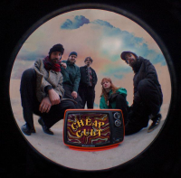 Cheap Cult - Soms moet je als band zelf toezien dat je het niet te snel doet, en het juiste moment uitkiest, want bij elke stap die je neemt, moet er een publiek zijn voor je