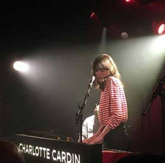 Charlotte Cardin - Betoverende muziek van een betoverende vrouw