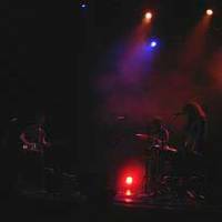 Pré `Drums &amp; Guns' voorstelling