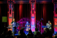 Floorizoone Trio - Massot/Floorizoone/Horbaczewski – Speelsheid, improvisatie, subtiliteit in triarchie