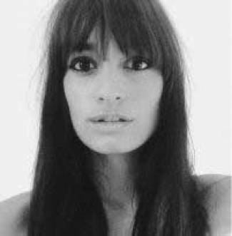 Clara Luciani est un "Monstre d'Amour"